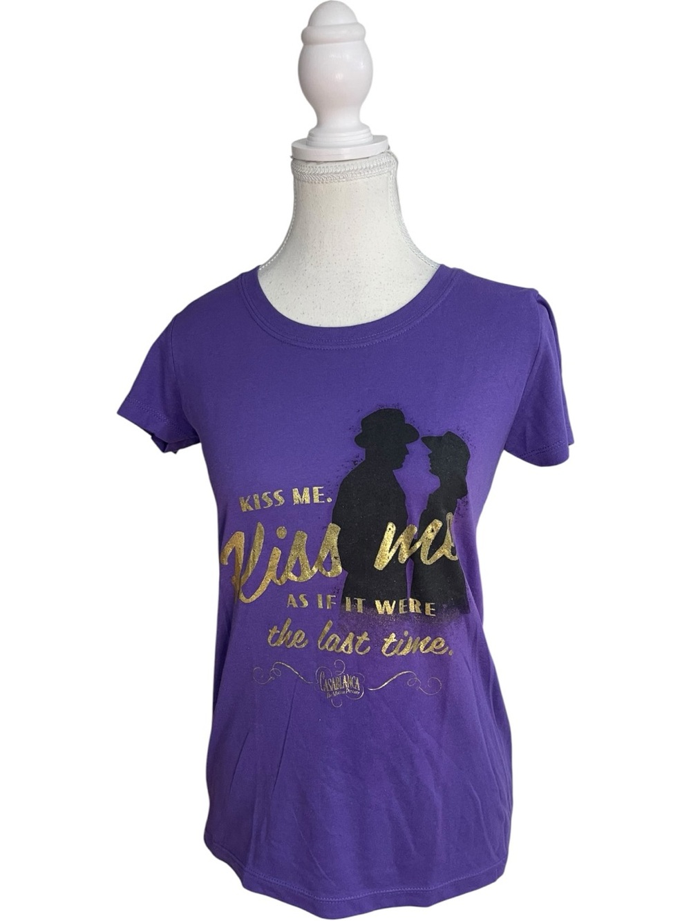 Casablanca “Kiss Me” Graphic T-Shirt Purple with Gold Script Warner Bros